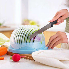 45 Second Salad Cutter Bowl (Never Cut Your Fingers Again)